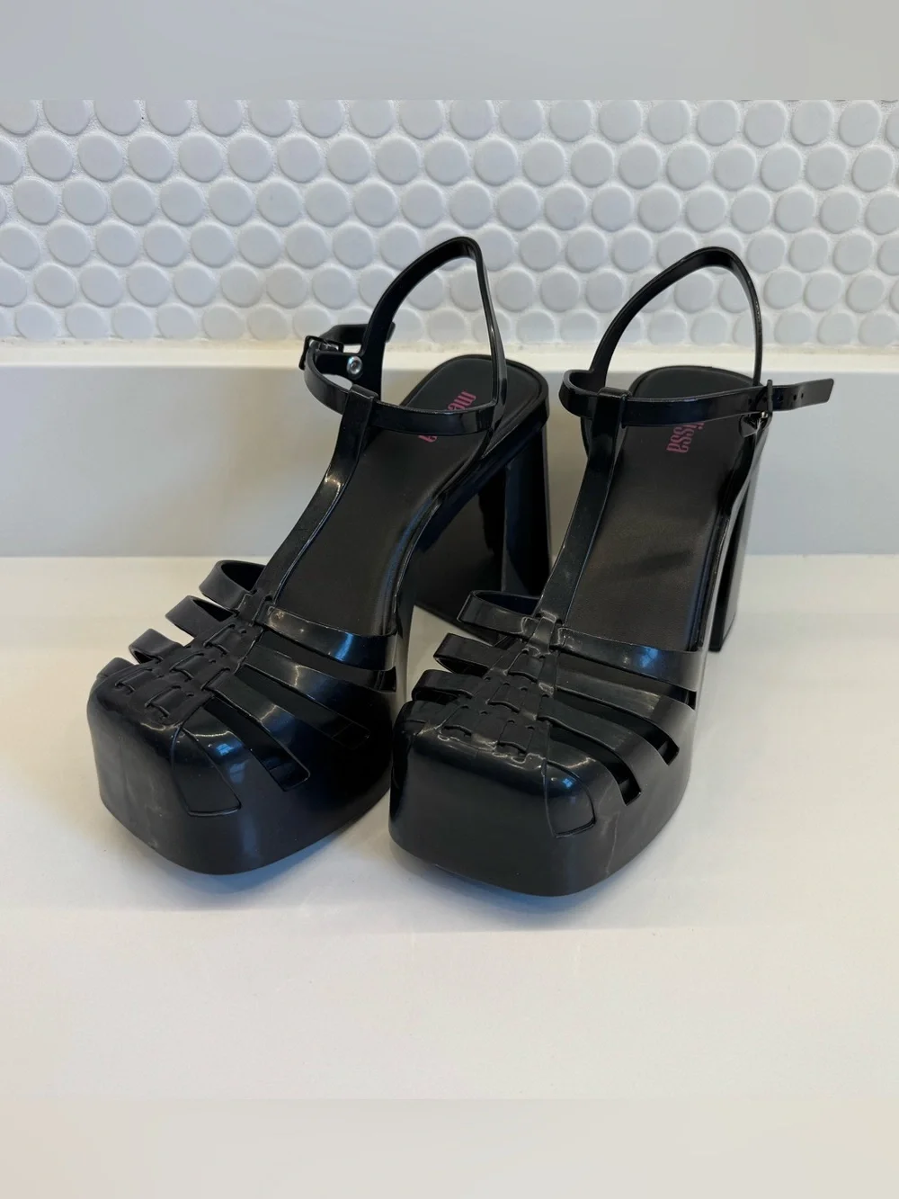 Melissa listing pair